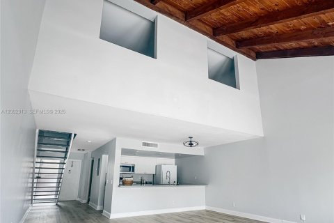 Touwnhouse à vendre à Pembroke Pines, Floride: 2 chambres, 122.45 m2 № 2066347 - photo 6