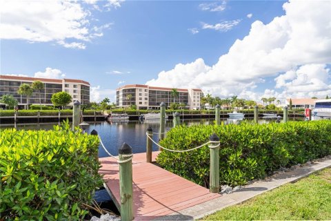 Copropriété à vendre à Punta Gorda, Floride: 3 chambres, 144 m2 № 2427299 - photo 30