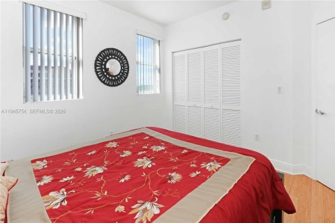 Copropriété à louer à Miami, Floride: 2 chambres, 106.84 m2 № 2002129 - photo 12