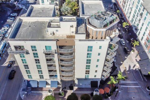 Copropriété à louer à Miami, Floride: 2 chambres, 106.84 m2 № 2002129 - photo 30