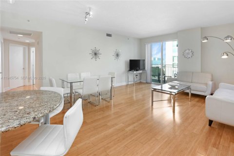 Copropriété à louer à Miami, Floride: 2 chambres, 106.84 m2 № 2002129 - photo 3