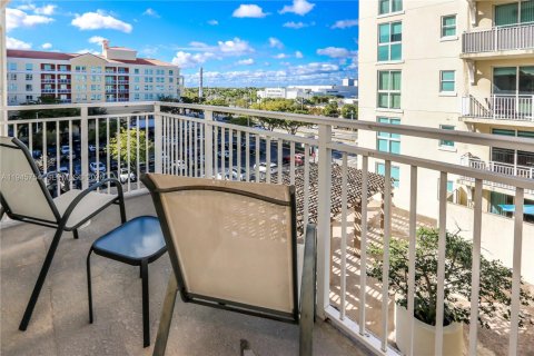 Copropriété à louer à Miami, Floride: 2 chambres, 106.84 m2 № 2002129 - photo 22