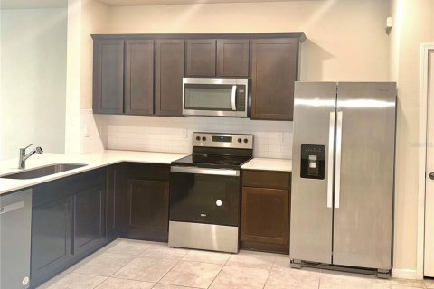 Touwnhouse à vendre à Davenport, Floride: 3 chambres, 157.84 m2 № 1845009 - photo 9
