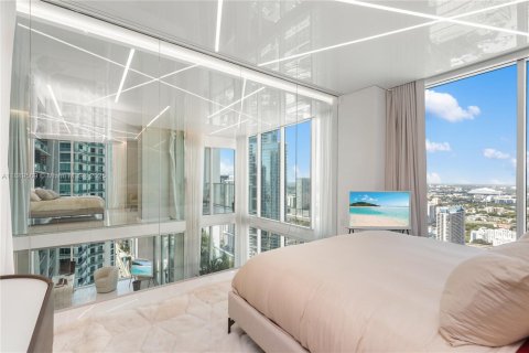 Condominio en alquiler en Miami, Florida, 3 dormitorios, 239.78 m2 № 2016500 - foto 26