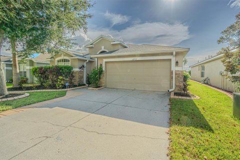 Casa en venta en Wesley Chapel, Florida, 4 dormitorios, 188.96 m2 № 1886033 - foto 1