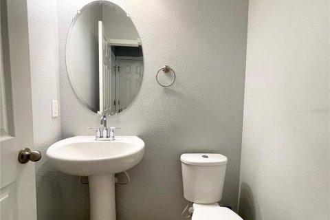 Casa en alquiler en Orlando, Florida, 4 dormitorios, 173.54 m2 № 2156722 - foto 13
