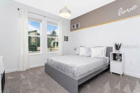 Villa ou maison à vendre à Davenport, Floride: 6 chambres, 305.74 m2 № 1631679 - photo 10