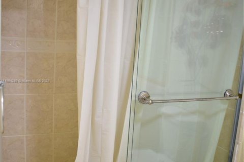 Condominio en venta en Sunrise, Florida, 2 dormitorios, 78.97 m2 № 1977253 - foto 17