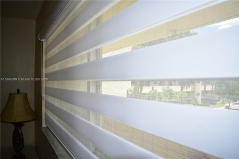 Condominio en venta en Sunrise, Florida, 2 dormitorios, 78.97 m2 № 1977253 - foto 16