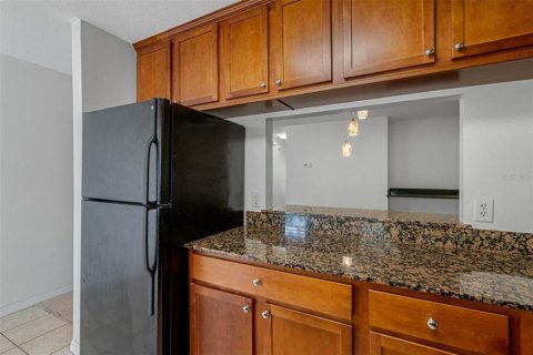 Townhouse in Saint Petersburg, Florida 2 bedrooms, 142.88 sq.m. № 1722286 - photo 10