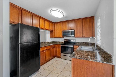Townhouse in Saint Petersburg, Florida 2 bedrooms, 142.88 sq.m. № 1722286 - photo 9