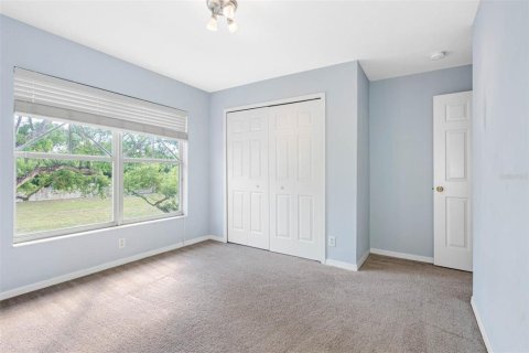 Townhouse in Saint Petersburg, Florida 2 bedrooms, 142.88 sq.m. № 1722286 - photo 22
