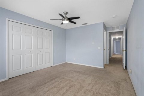 Townhouse in Saint Petersburg, Florida 2 bedrooms, 142.88 sq.m. № 1722286 - photo 18