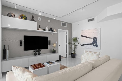 Copropriété à louer à Miami, Floride: 1 chambre, 91.88 m2 № 1977439 - photo 8