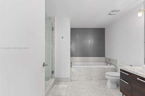 Copropriété à louer à Miami, Floride: 1 chambre, 91.88 m2 № 1977439 - photo 16