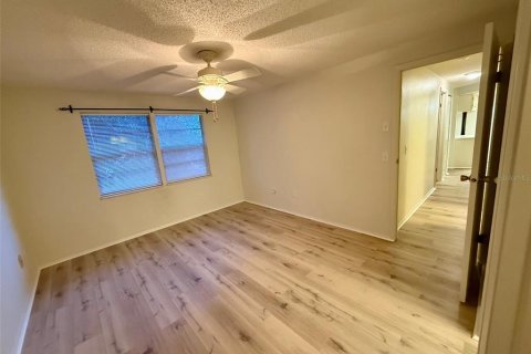 Condominio en alquiler en Port Charlotte, Florida, 2 dormitorios, 89.19 m2 № 1853193 - foto 12