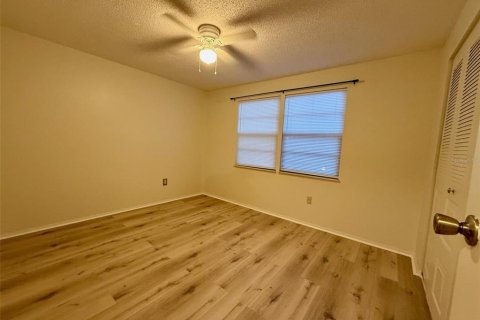 Condominio en alquiler en Port Charlotte, Florida, 2 dormitorios, 89.19 m2 № 1853193 - foto 6