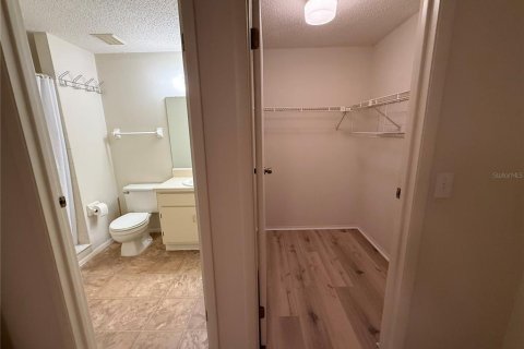 Condominio en alquiler en Port Charlotte, Florida, 2 dormitorios, 89.19 m2 № 1853193 - foto 25