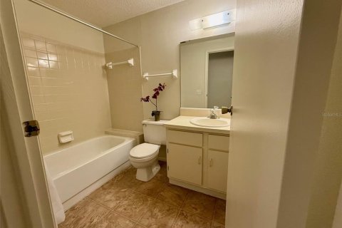Condominio en alquiler en Port Charlotte, Florida, 2 dormitorios, 89.19 m2 № 1853193 - foto 7