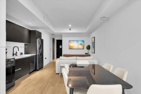 Copropriété à louer à Miami, Floride: 1 chambre, 61.78 m2 № 1976941 - photo 4