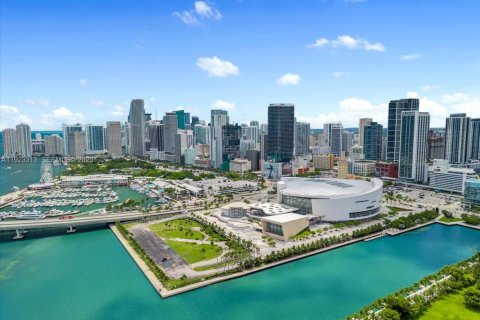 Copropriété à louer à Miami, Floride: 1 chambre, 61.78 m2 № 1976941 - photo 28