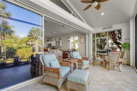 House in Punta Gorda, Florida 2 bedrooms, 144.28 sq.m. № 2384254 - photo 7