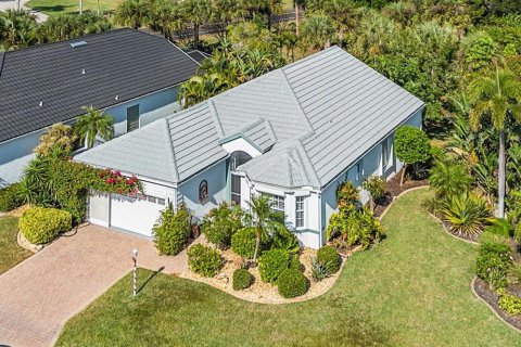 House in Punta Gorda, Florida 2 bedrooms, 144.28 sq.m. № 2384254