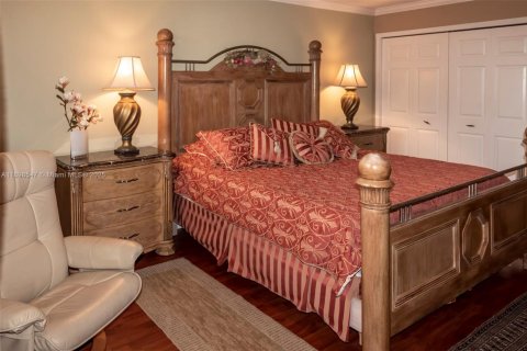 Снять в аренду кондоминиум в Уэстон, Флорида 2 спальни, 114.73м2, № 2018501 - фото 8