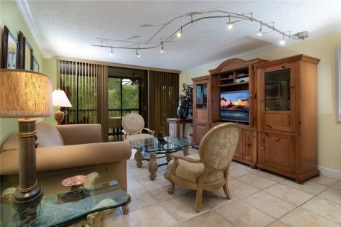 Снять в аренду кондоминиум в Уэстон, Флорида 2 спальни, 114.73м2, № 2018501 - фото 4