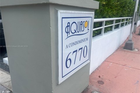 Condominio en venta en Miami Beach, Florida, 2 dormitorios, 123.19 m2 № 2036384 - foto 5