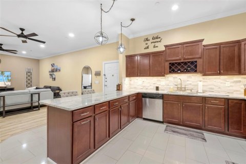 Condominio en venta en Brooksville, Florida, 2 dormitorios, 155.52 m2 № 1908068 - foto 13