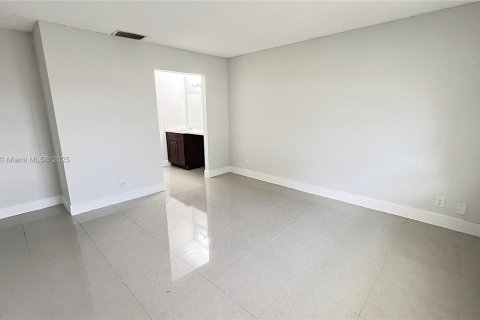 Condominio en venta en Oakland Park, Florida, 2 dormitorios, 102.19 m2 № 1977496 - foto 14
