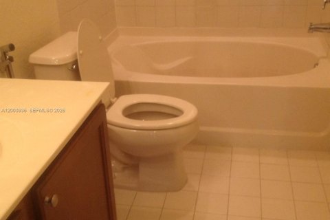 Condo in Doral, Florida, 3 bedrooms  № 2069364 - photo 11