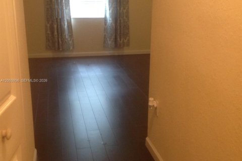 Condo in Doral, Florida, 3 bedrooms  № 2069364 - photo 9