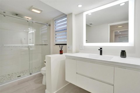 Copropriété à vendre à Boca Raton, Floride: 2 chambres, 114.18 m2 № 1966807 - photo 18