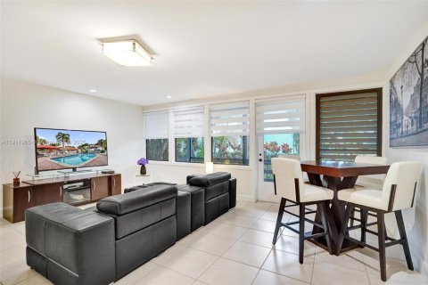 Copropriété à vendre à Boca Raton, Floride: 2 chambres, 114.18 m2 № 1966807 - photo 2