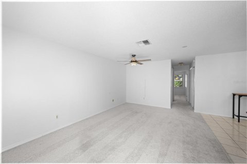 Condo in Ocala, Florida, 2 bedrooms № 2098248 - photo 4