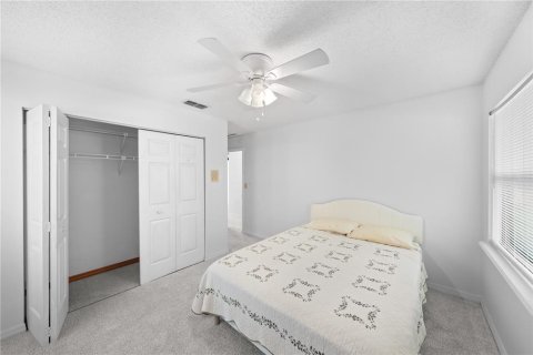 Condo in Ocala, Florida, 2 bedrooms № 2098248 - photo 27