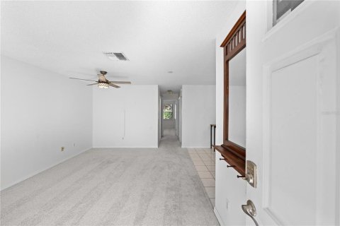 Condo in Ocala, Florida, 2 bedrooms № 2098248 - photo 3