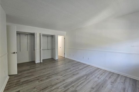 Condo in Ocala, Florida, 2 bedrooms № 2096760 - photo 12