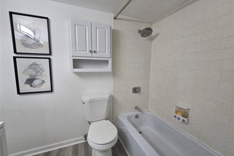 Condo in Ocala, Florida, 2 bedrooms № 2096760 - photo 18
