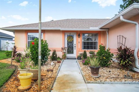 House in Palm Coast, Florida 3 bedrooms, 114.83 sq.m. № 2342007 - photo 22