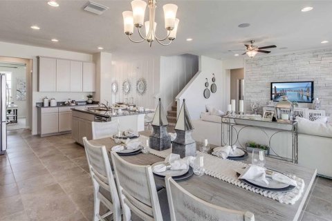 Villa ou maison à vendre à Land O' Lakes, Floride: 5 chambres, 272.58 m2 № 2107854 - photo 5