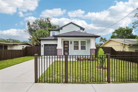 Casa en Tampa, Florida 3 dormitorios, 158.58 m2 № 2221379
