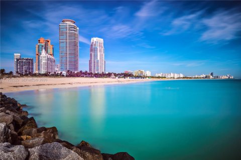 Copropriété à louer à Miami Beach, Floride: 1 chambre, 60.85 m2 № 2006754 - photo 23