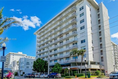 Condo à Miami Beach, Floride, 1 chambre  № 2006754