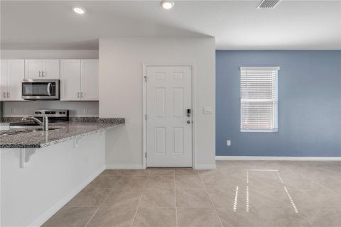 Adosado en alquiler en Edgewater, Florida, 3 dormitorios, 170.94 m2 № 1817848 - foto 5