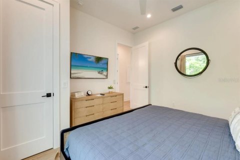 Casa en venta en Anna Maria, Florida, 9 dormitorios, 394.28 m2 № 2103276 - foto 17