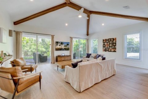 Casa en venta en Anna Maria, Florida, 9 dormitorios, 394.28 m2 № 2103276 - foto 3