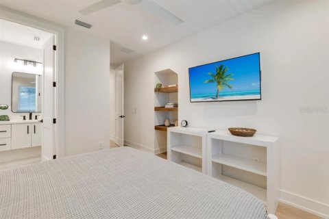 Casa en venta en Anna Maria, Florida, 9 dormitorios, 394.28 m2 № 2103276 - foto 29